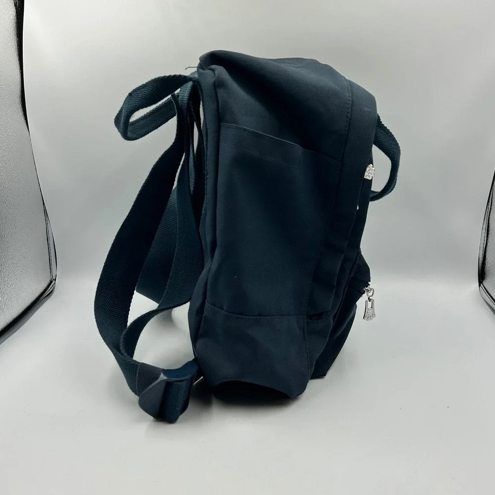 OSO Canada Backpack Navy Blue Small Banff Souvenir Patch EUC 12 x 12 x 4 in
